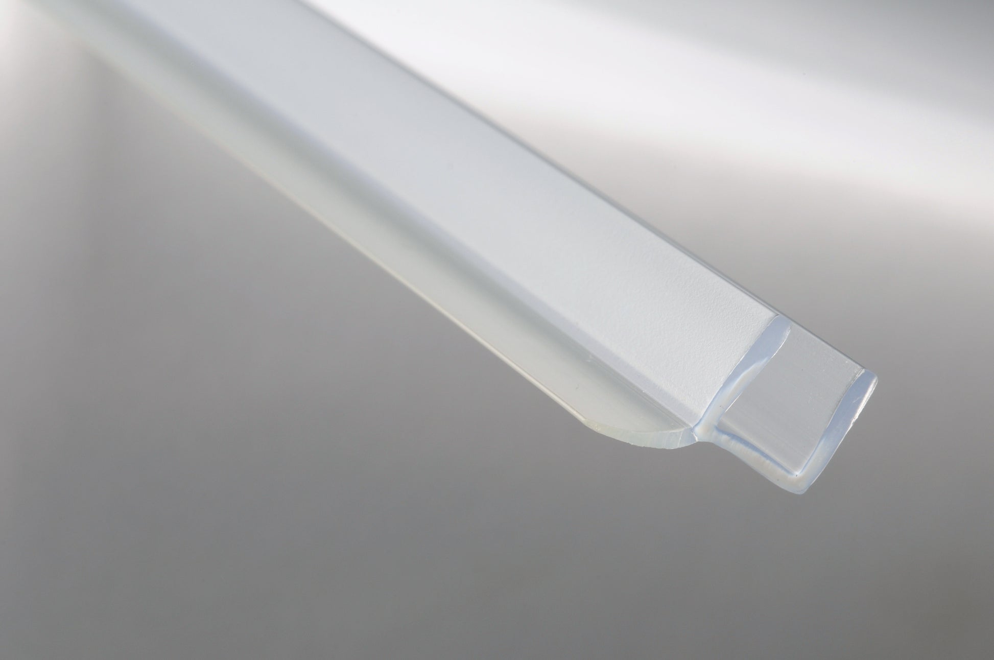 #1257 U-Profil mit weicher Lippe für 6+8 mm Glas, 1 Meter, transparent