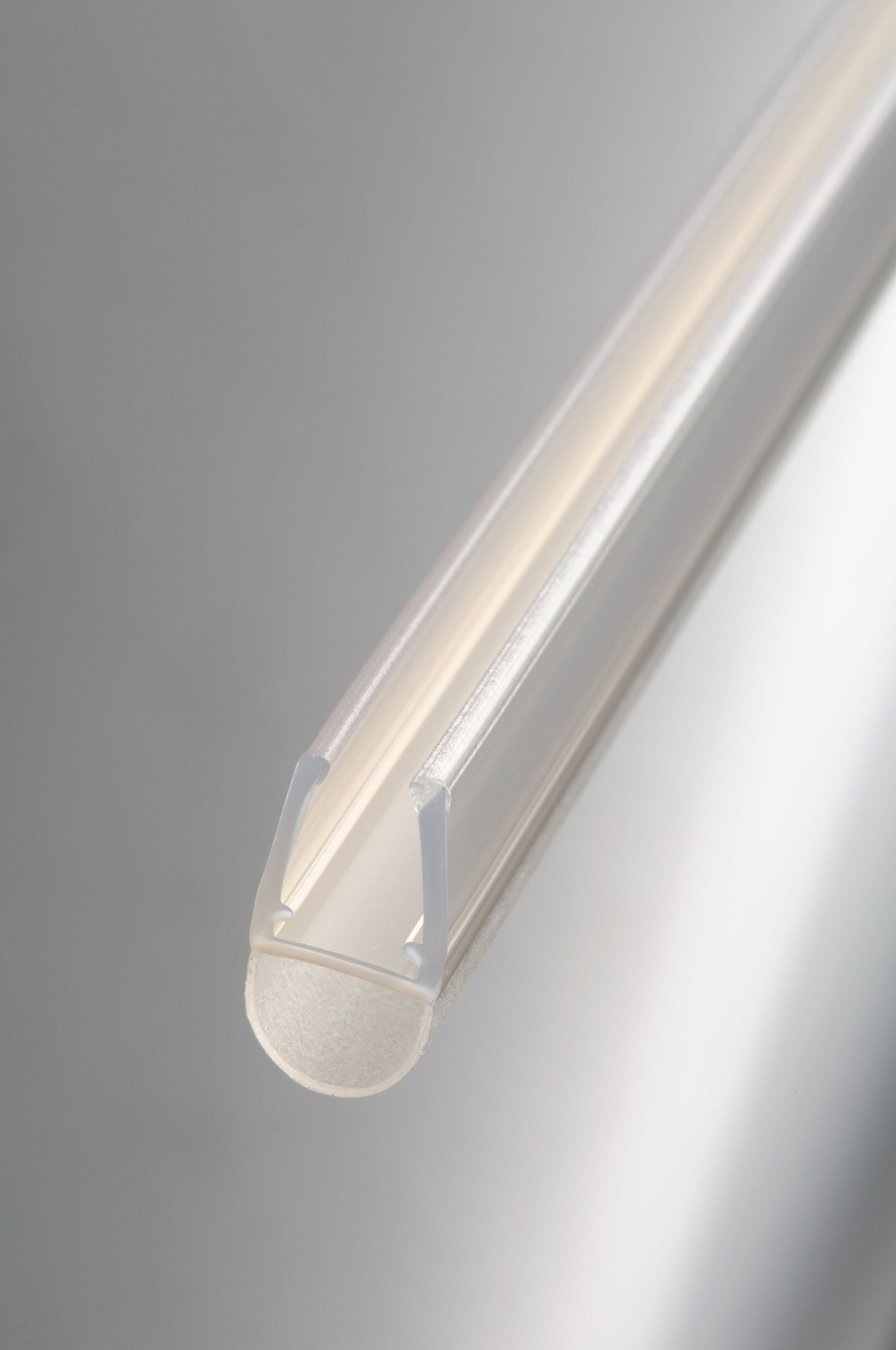 #2226 Streifdichtung passend  für 6+8 mm Glas, Länge 2m, transparent