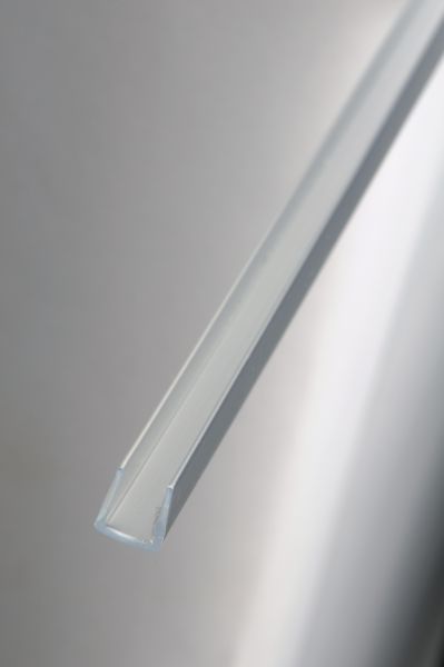 #2253 Ausgleichsprofil für 6 mm Glas, Länge 2m, transparent